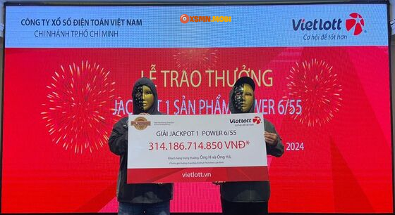 Vietlott tổ chức trao thưởng Jackpot 1 có giá trị lớn nhất lịch sử